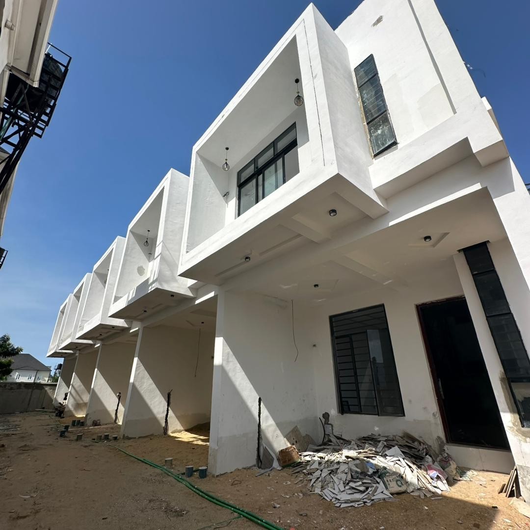 Luxury 3 bedroom terrace duplex with bq