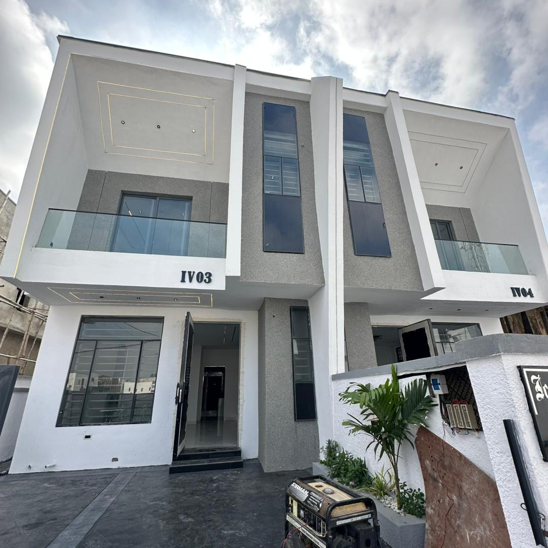 4 bedroom semi detached duplex with bq 