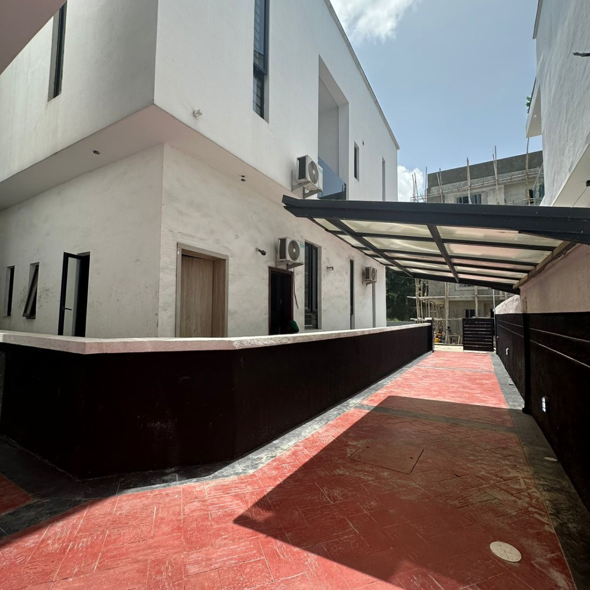 Luxury 4 bedroom semi detached duplex with bq 